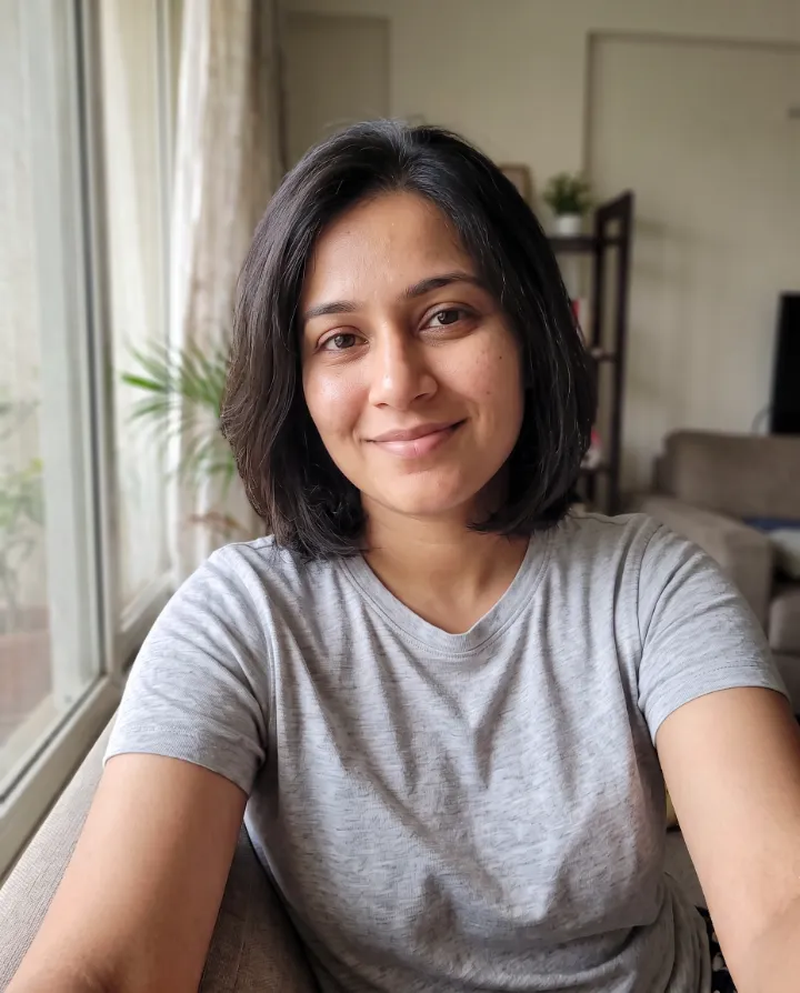 The same woman with a short bob haircut